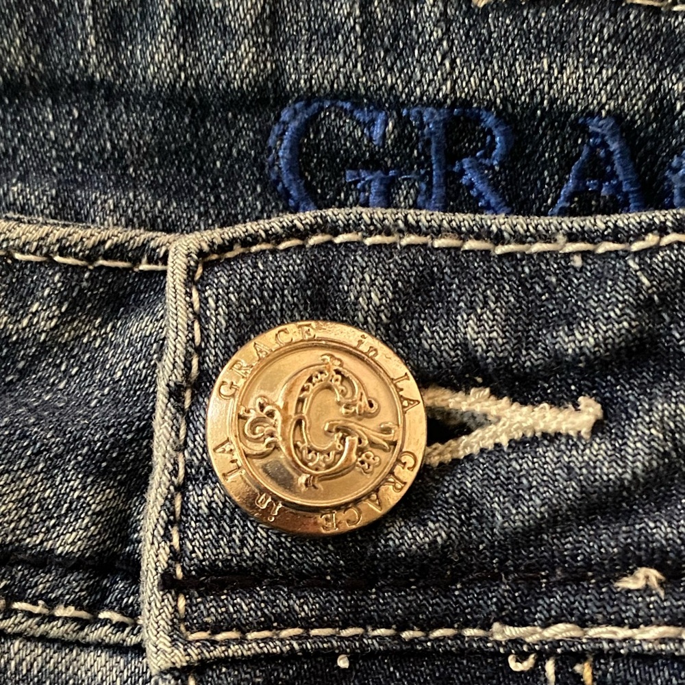 Grace in LA ~ Distressed Skinny Jeans with Frayed Hems, Size 27 - Picture 8 of 10